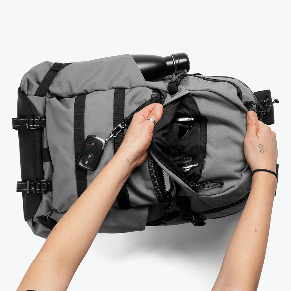 ogio alpha convoy 320 laptop backpack